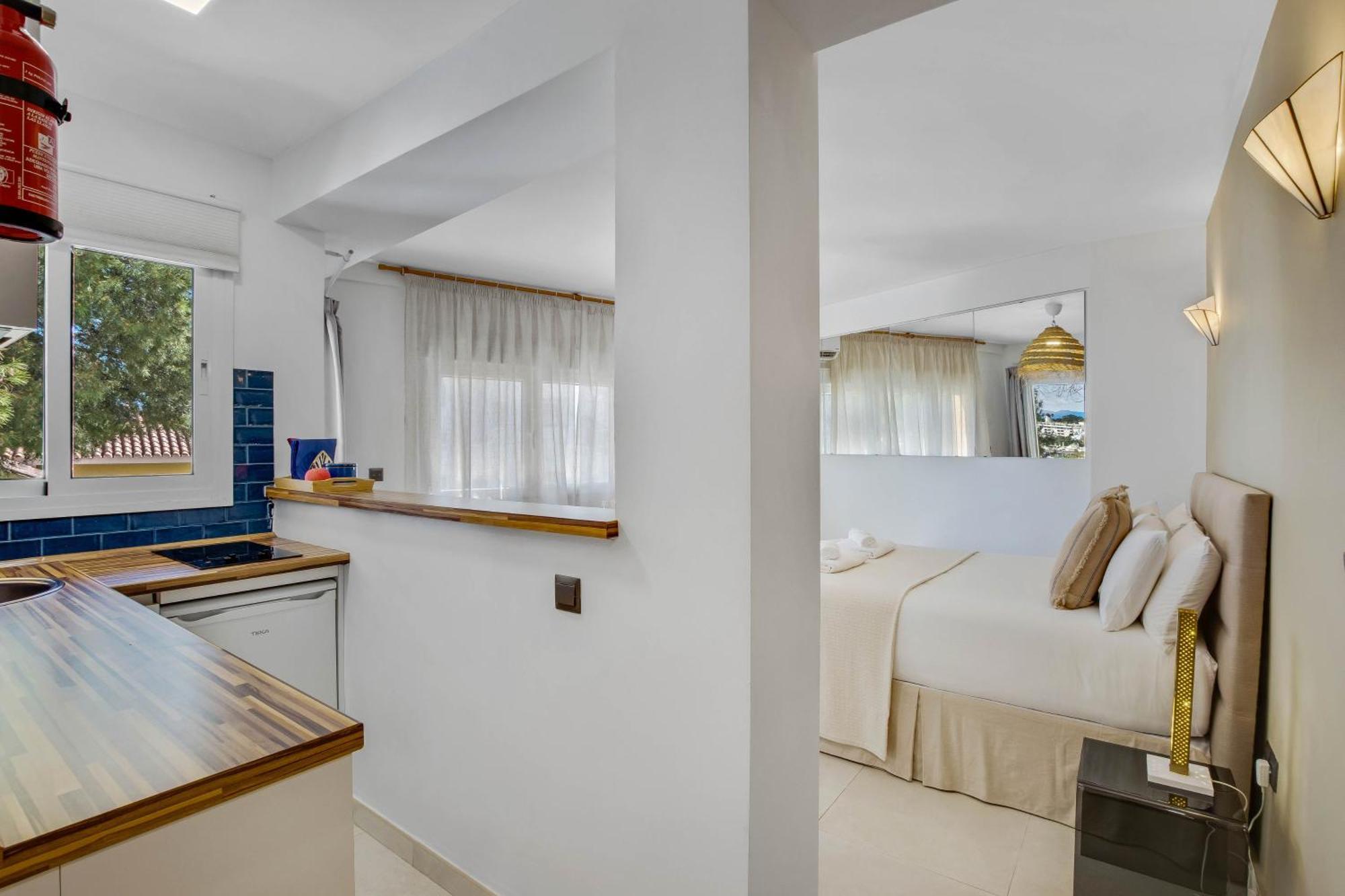 טורמולינוס Shiny Studio With Pool & Carihuela Beach At 500M מראה חיצוני תמונה